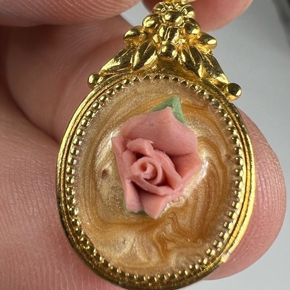 Pendant and earrings set pink rose China on swirl enamel and gold - Picture 9 of 10